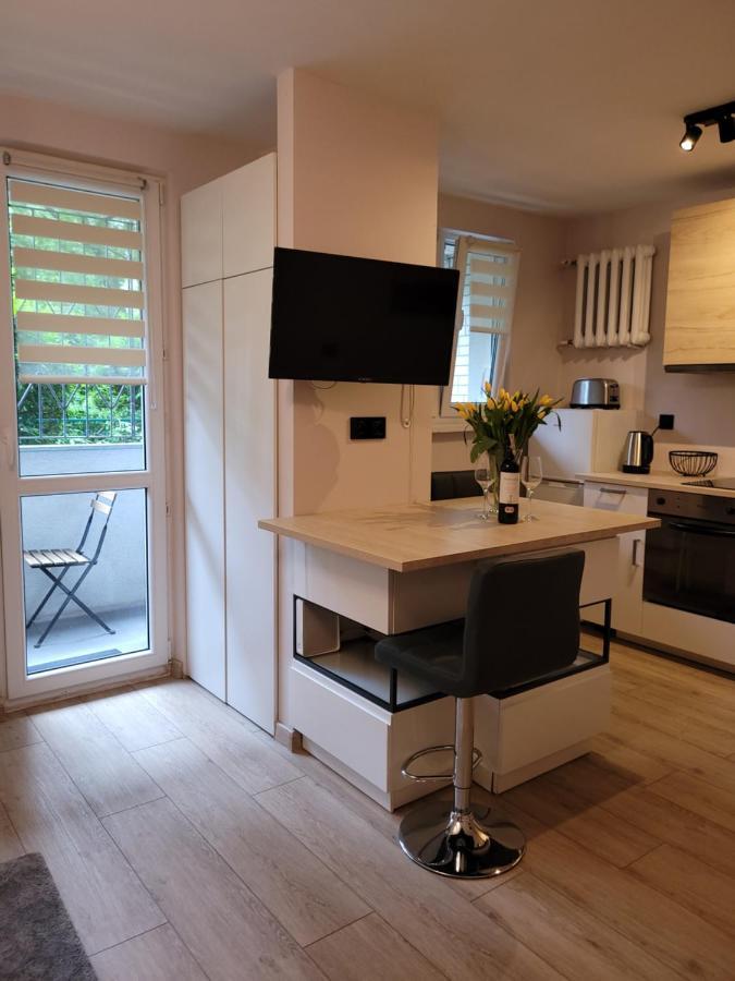 Ferienwohnung Apartament Zielone Powisle Warschau Exterior foto